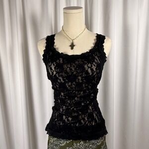 Vintage Black Floral Lace Sleeveless Tank Top Scoop Neck Scalloped Trim Overlay